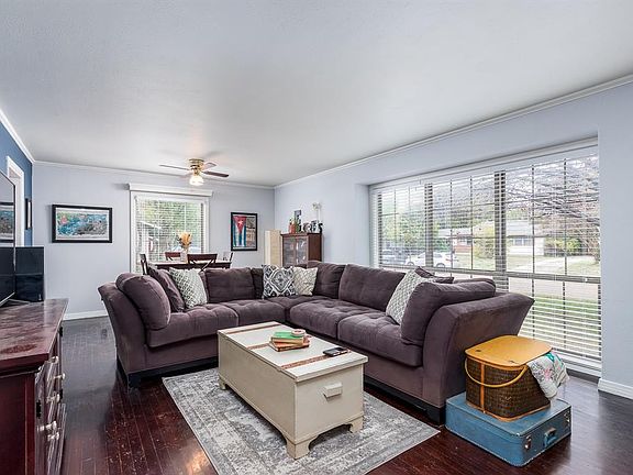 4th image of 103 Almond St