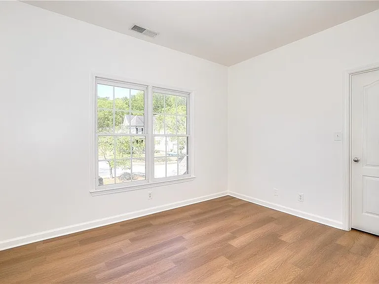 195 Beracah Walk SW — Photo 32