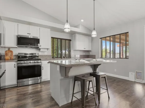 5528 Rock Creek Ln, Las Vegas, NV 89130