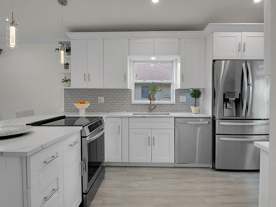 1st image of 8182 Springtree Road