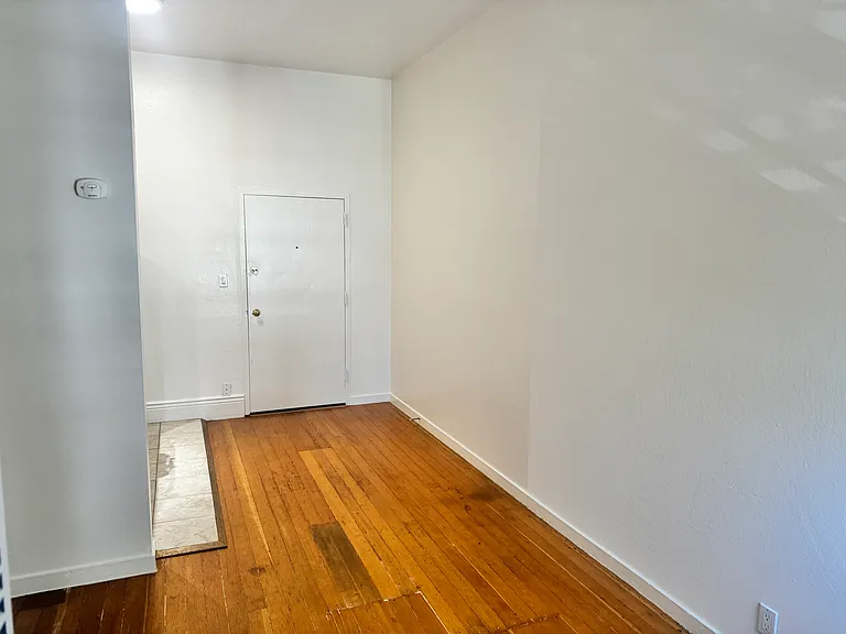 419 Ivy St #11 — Photo 3