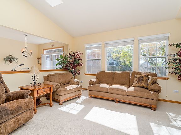 5th image of 21555 Papoose Lake Ct
