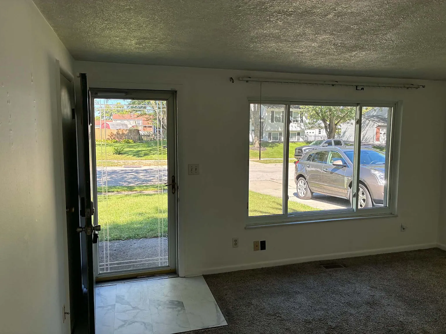 3 bed, 1170 sqft, $1,450 — Photo 3