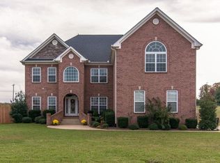 4010 Oak Pointe Dr, Pleasant View, TN 37146