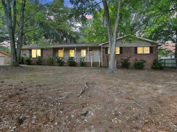 20 Carriage Trce, Stockbridge, GA 30281