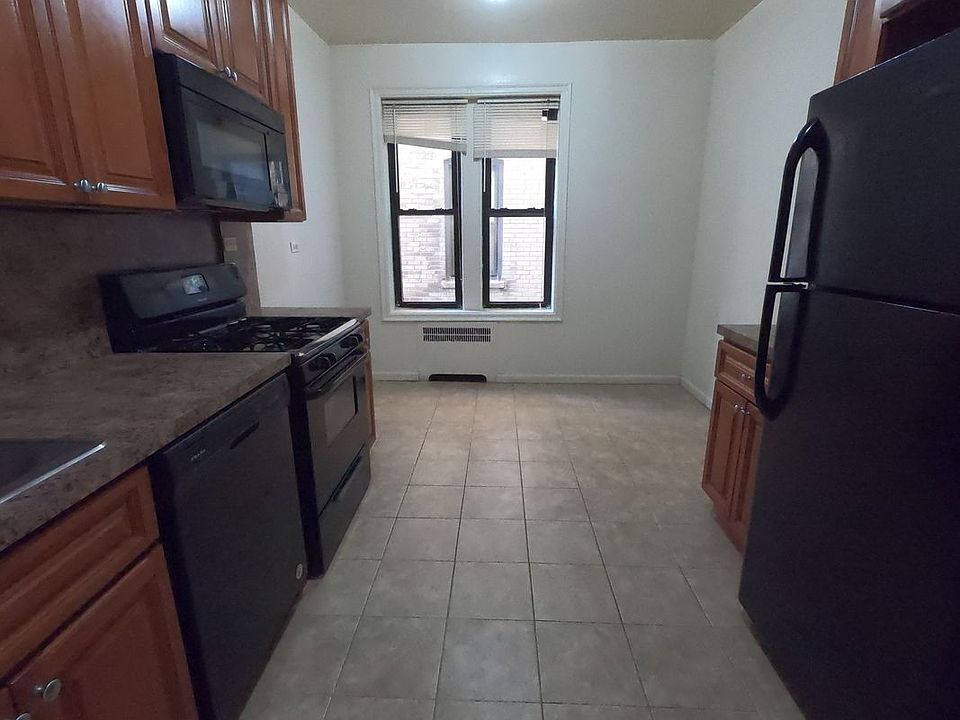 1st image of 41-00 43rd Ave #W2