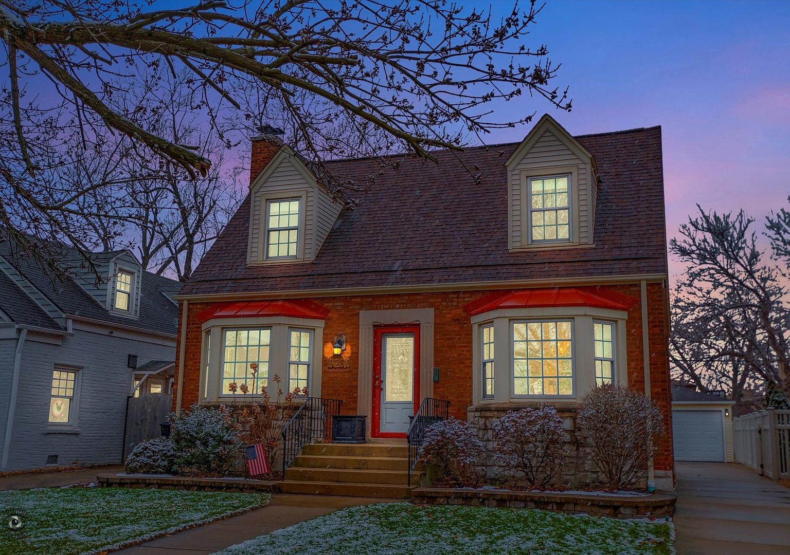 9250 S Oakley Ave, Chicago, IL 60643 | Zillow