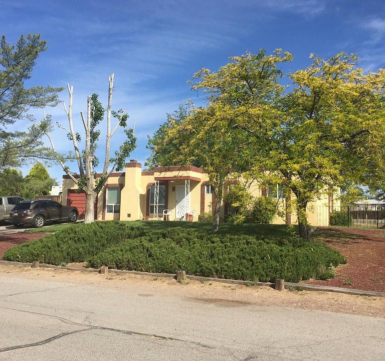 2nd image of 1813 Twilight Rd SE