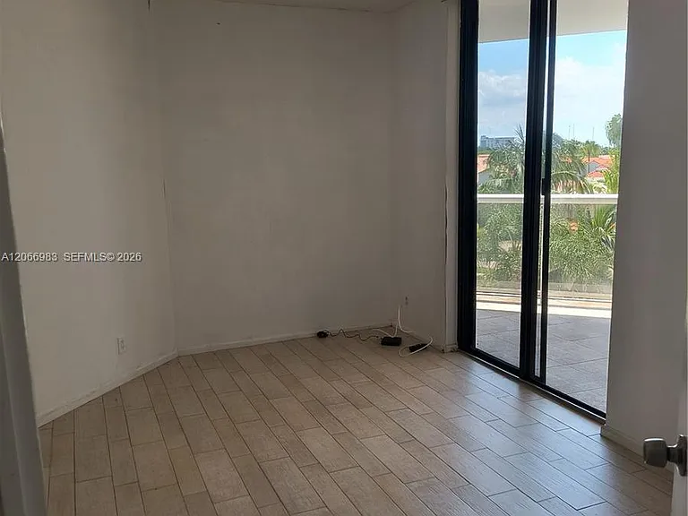 3610 Yacht Club Dr #514 — Photo 40