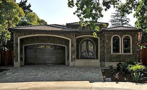 2nd image of 2330 Carmel Dr