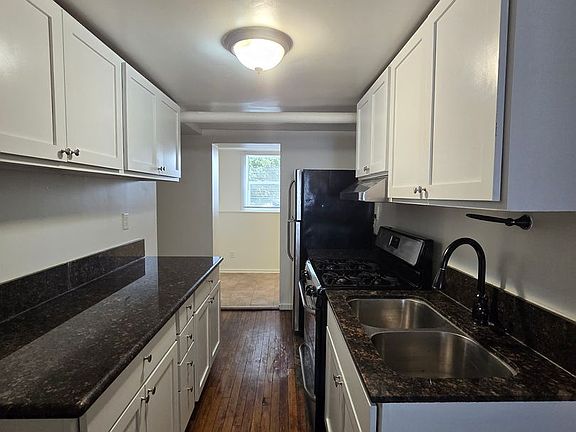 2nd image of 508 Fry St APT 14