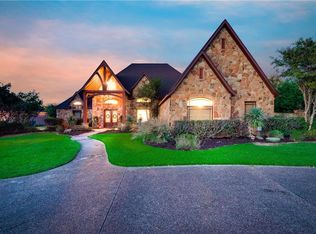 6116 Lake Shore Dr, Fort Worth, TX 76179