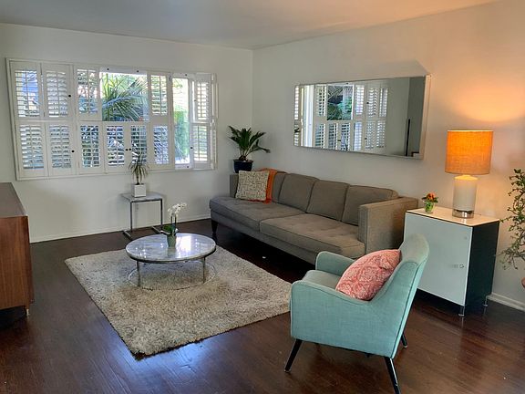 4th image of 1435 N Fairfax Ave APT 1
