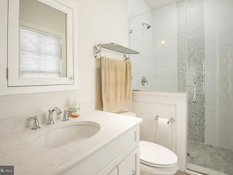 6225 Madawaska Rd — Photo 38