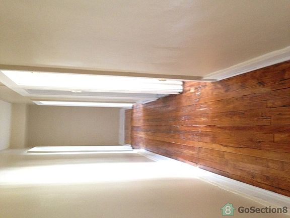 4th image of 329 Park Ave APT 5