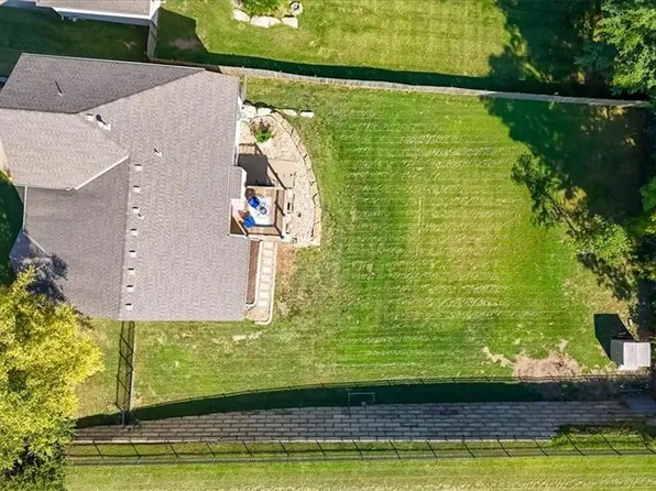 11461 Parkview Ave, Kansas City, KS 66109