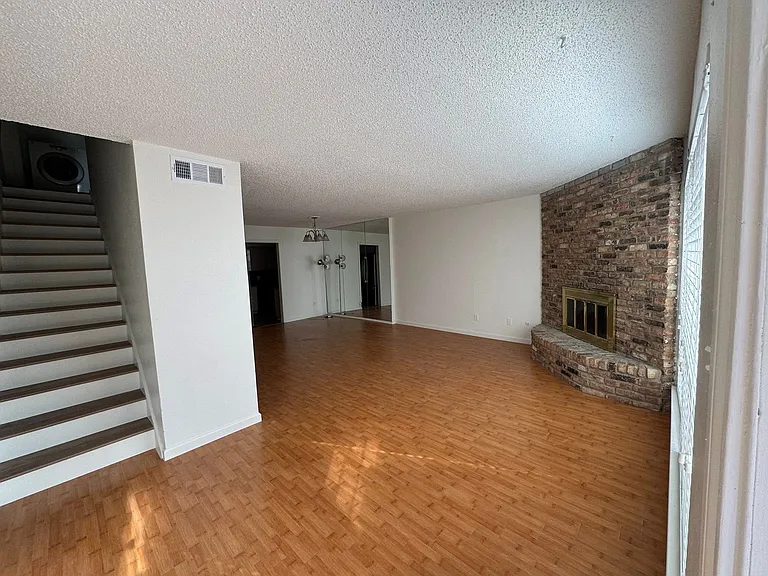 6552 Chicory Ct — Photo 8