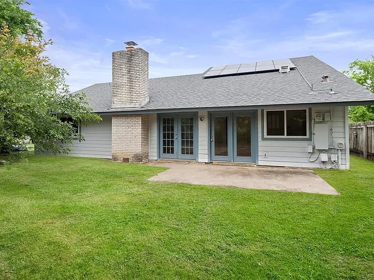 1401 Meadowmear Dr — Photo 25