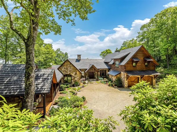 1914 Toxaway Drive, Lake Toxaway, NC 28747