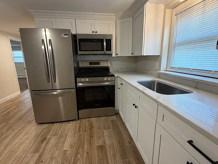 143 Reservoir Ave #2 — Photo 2