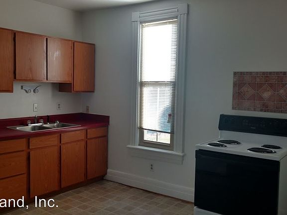 3rd image of 2000 Grace St APT 3