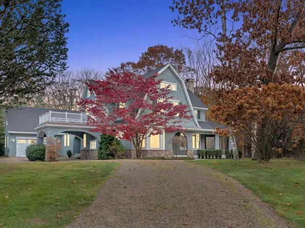 10 Old Fort Avenue, Kennebunkport, ME 04046