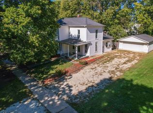 212 E Gilbert St, Rossville, IL 60963
