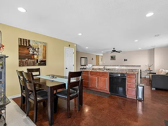 1115 Milltown Rd — Photo 31