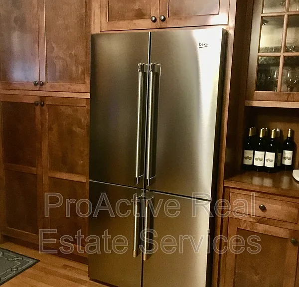 1300 Elk Ave — Photo 7
