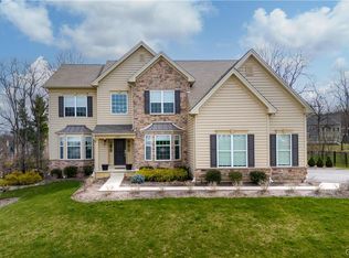 1876 Bellflower Ln, Center Valley, PA 18034