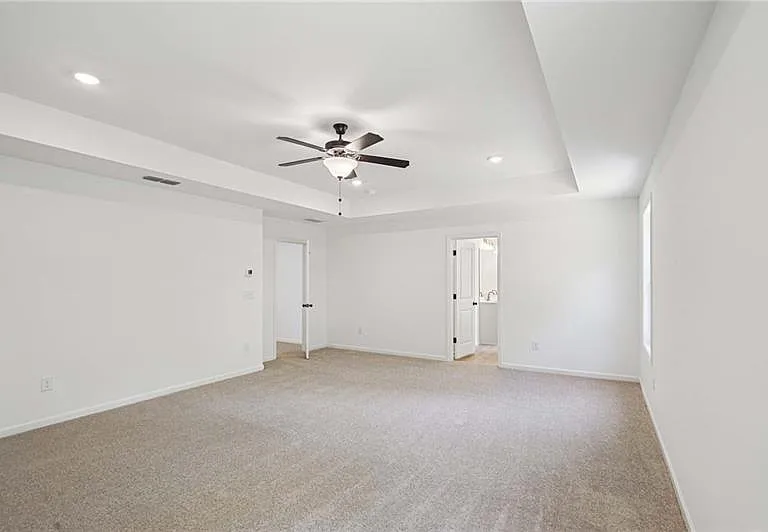 240 Silverleaf Trl — Photo 12