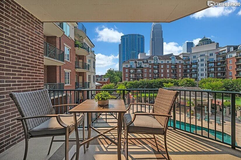 Fully Furnished Studio in Charlotte NC