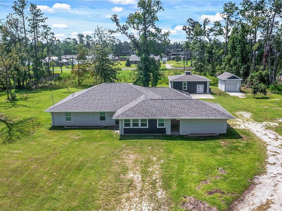 2nd image of 565 Hardwood Dr