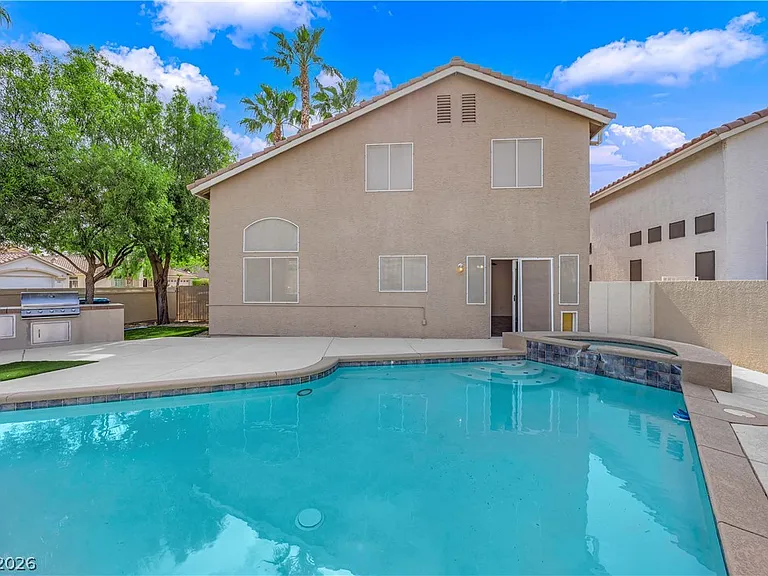 8915 Sandy Slate Way — Photo 32