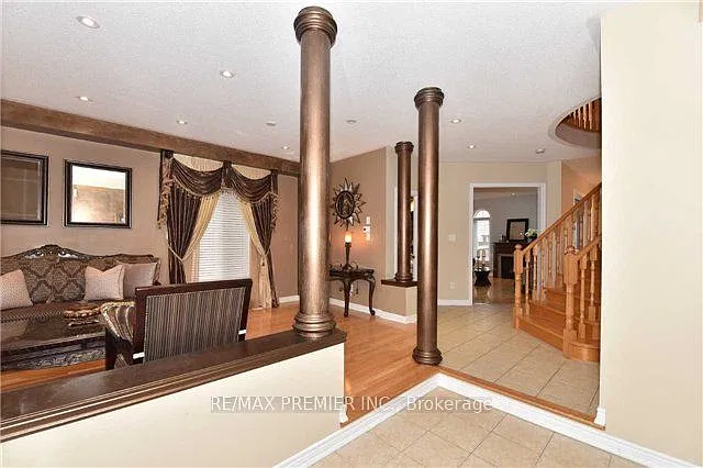 5 bed, $4,000 — Photo 4