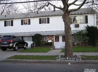 14755 Weller Ln, Rosedale, NY 11422