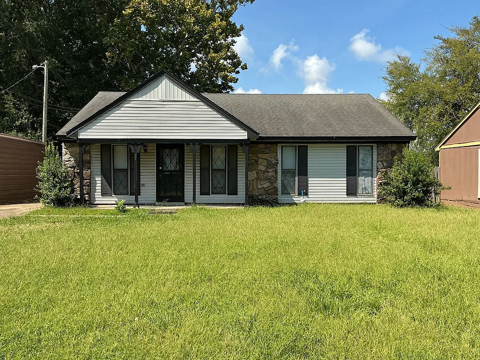 27 Breezewood Cv