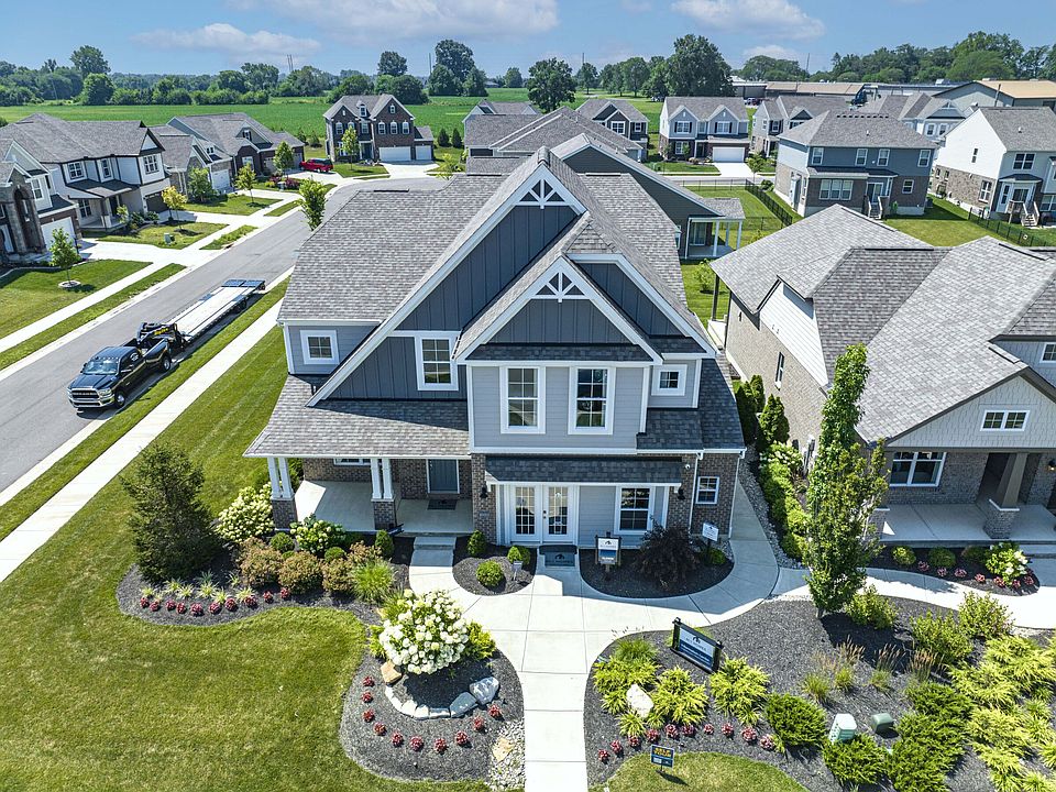 Washington Glen community aerial photos