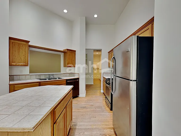 5150 Hyde Trl — Photo 3