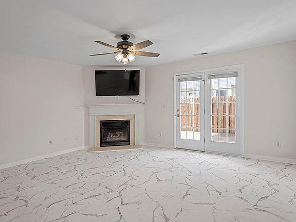 2nd image of 2248 Ventana Ln