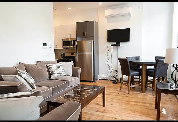 1st image of 736 Washington Ave Suite 1F