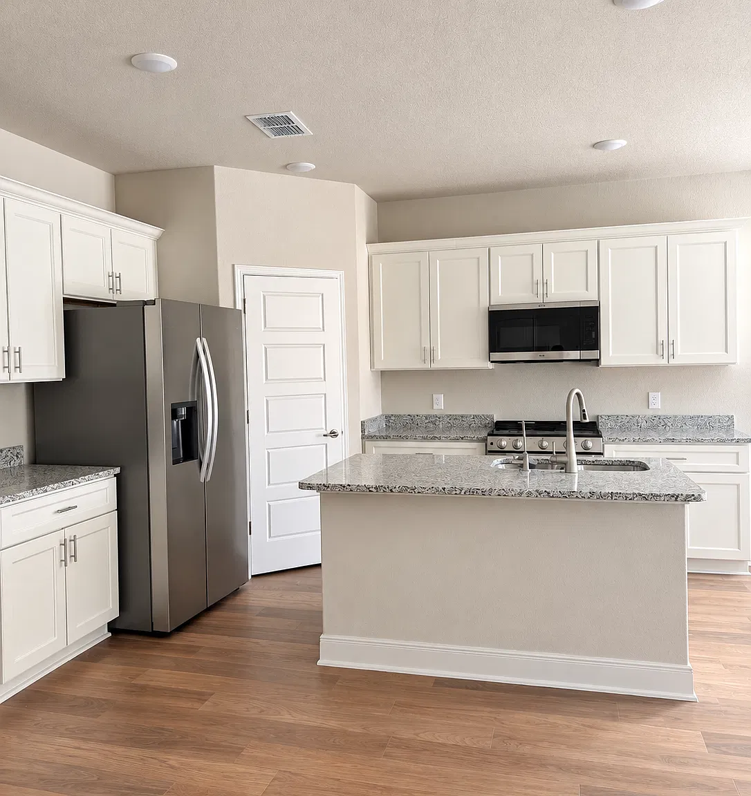 2 bed, 1119 sqft, $1,295 — Photo 4