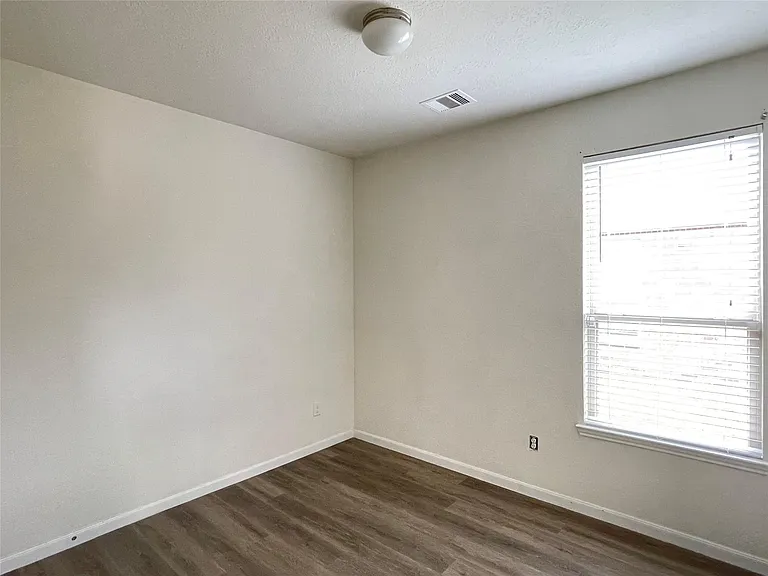 28519 Willow Orchard Ln — Photo 12