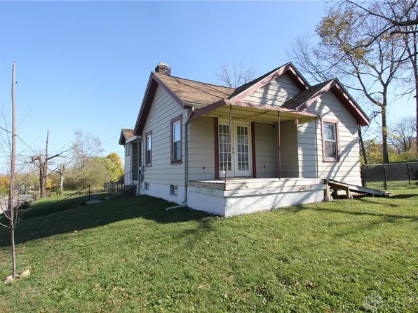 4722 Sylvan Dr, Dayton, OH 45417