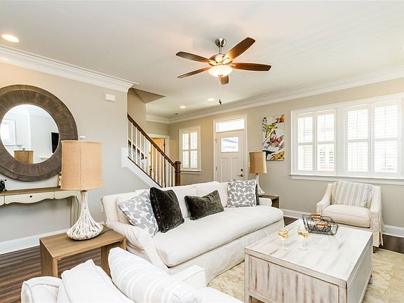 5th image of 62 Bladen Pl