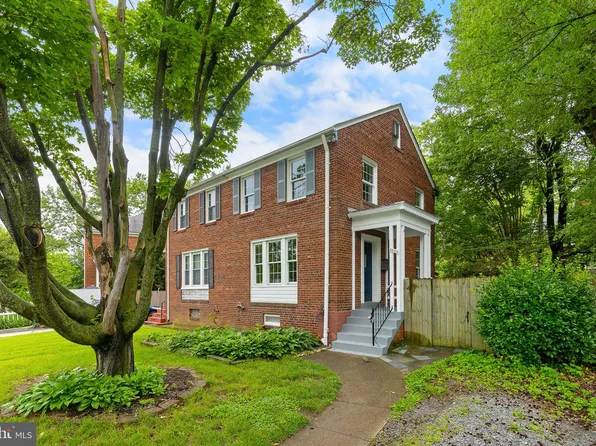 2634 S Troy St, Arlington, VA 22206