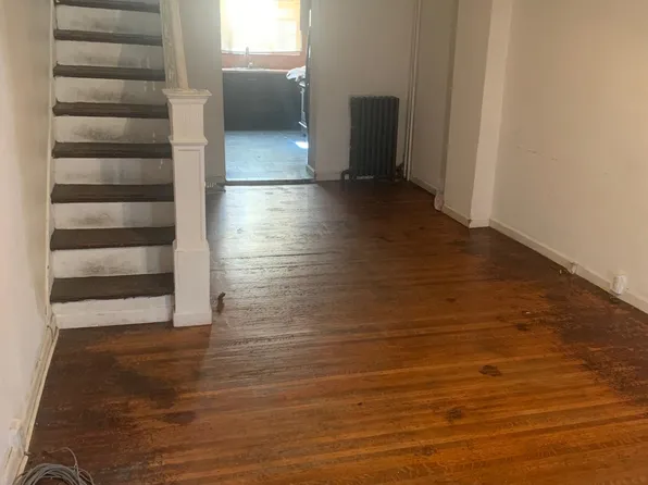 622 Sears St, Philadelphia, PA 19147