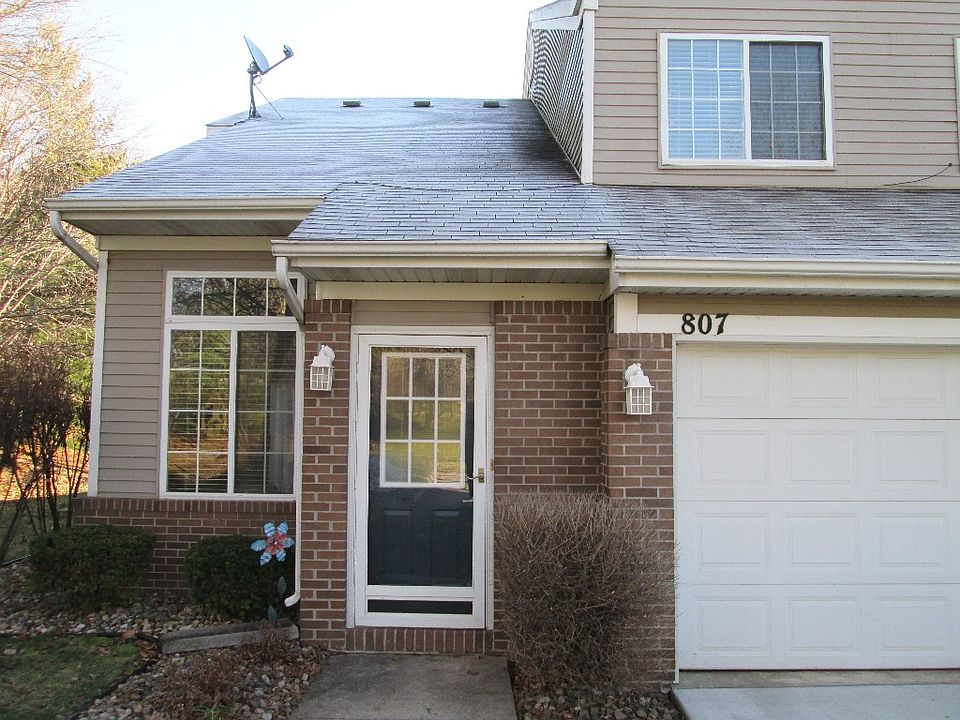 1st image of 6855 Woodland Ave Unit 807