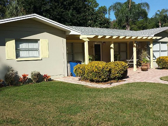 2nd image of 2026 Lake Citrus Dr
