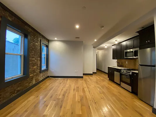 Rented by Doorway NYC, LLC | media 44